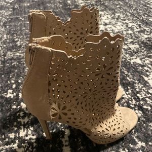 Nude Aldo Sandal Heels